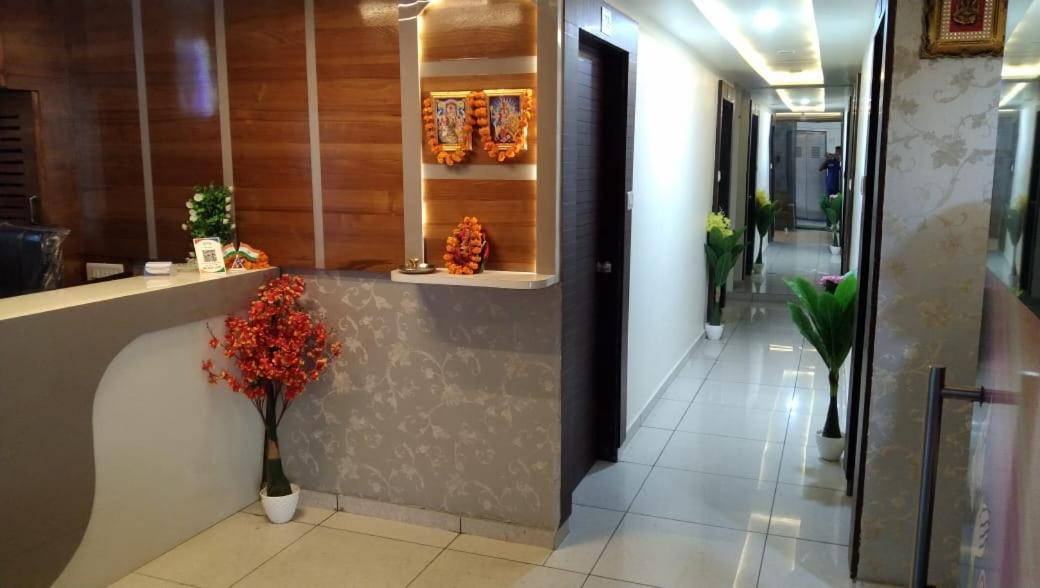 Hotel Atlanta Ahmedabad Exteriör bild