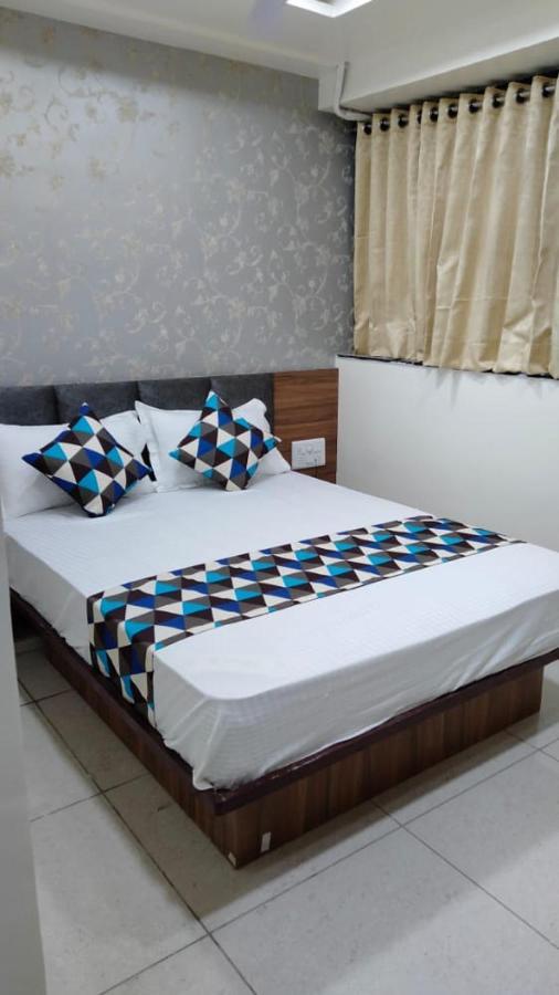 Hotel Atlanta Ahmedabad Exteriör bild